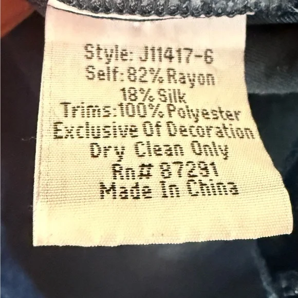 Johnny Was Nindi Embroidered Velvet Navy Blue Women’s Tunic Top size M - Picture 6 of 8